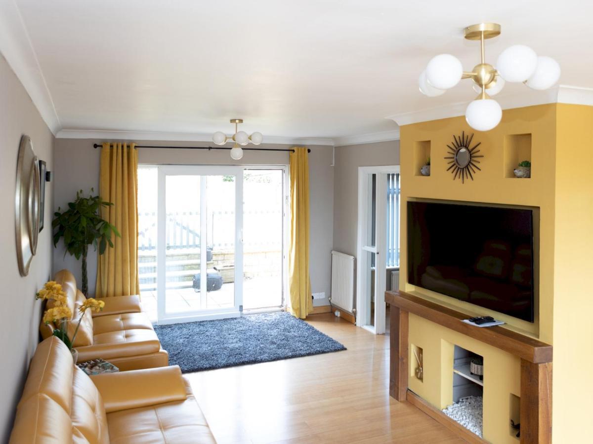 Pass The Keys Amazing 4 Bedroom Property- Hot Tub & Sea Views Скарборо Экстерьер фото