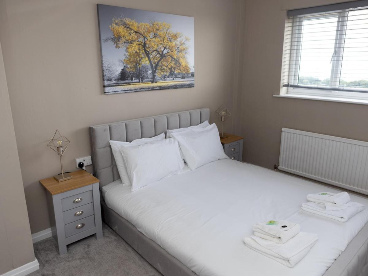 Pass The Keys Amazing 4 Bedroom Property- Hot Tub & Sea Views Скарборо Экстерьер фото